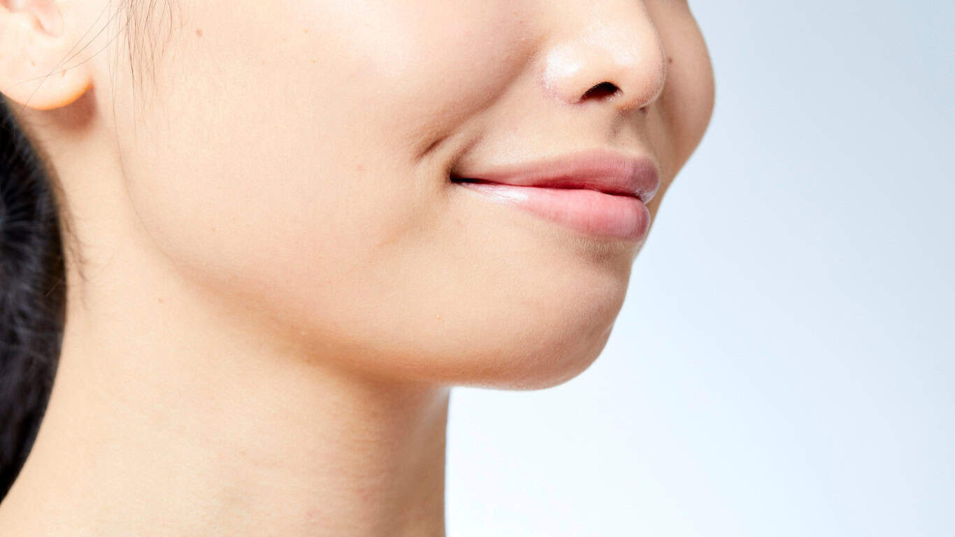 smiling women, lower face only